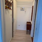 Luv-und-lee-apartment-19 *