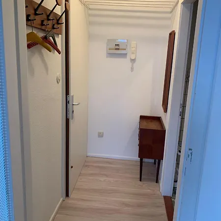 Apartment Luv-und-lee-apartment-19 *